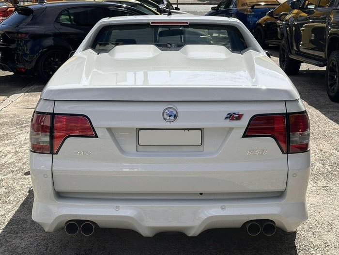 2009 Holden Special Vehicles Maloo R8 E Series MY09 Heron White