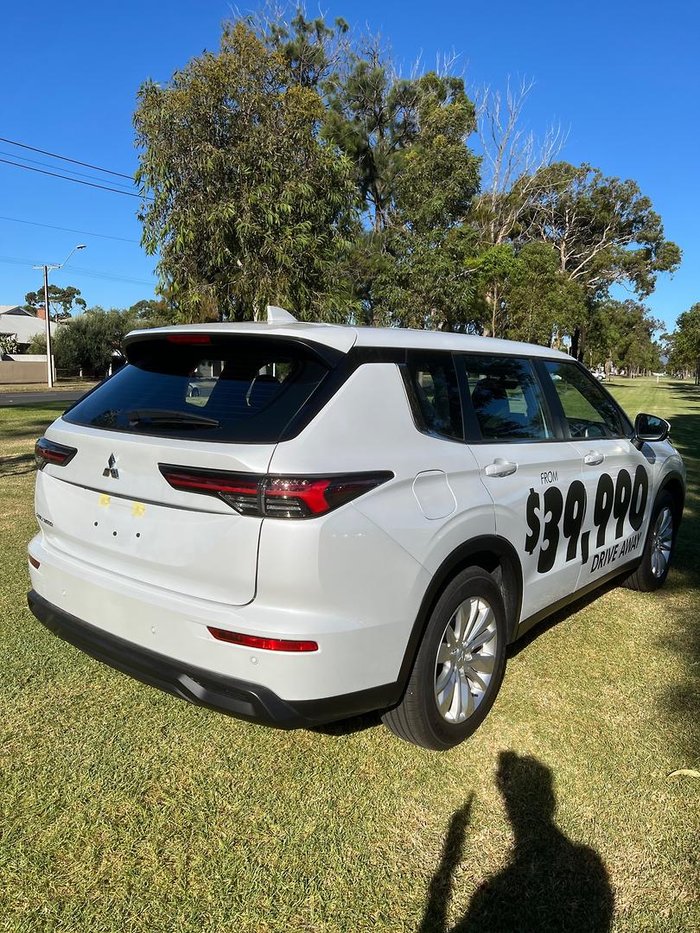 2025 Mitsubishi Outlander ES ZM MY25 White Diamond