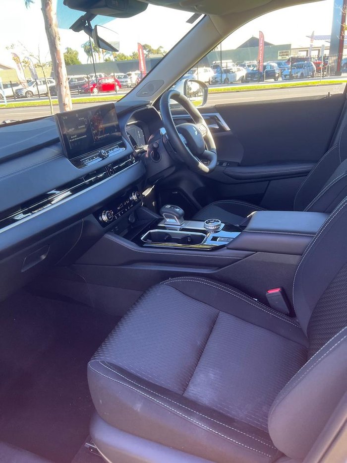 2025 Mitsubishi Outlander ES ZM MY25 White Diamond