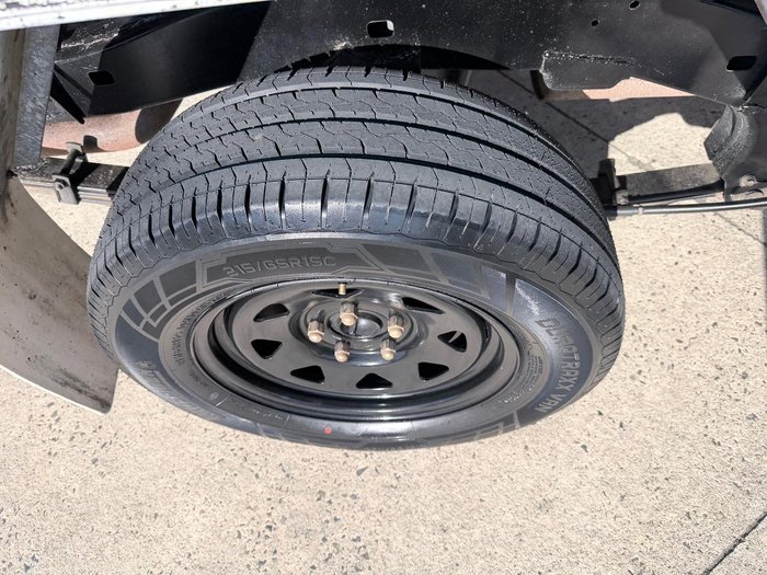 2006 Toyota Hilux SR GGN15R MY07 4x2 Glacier White