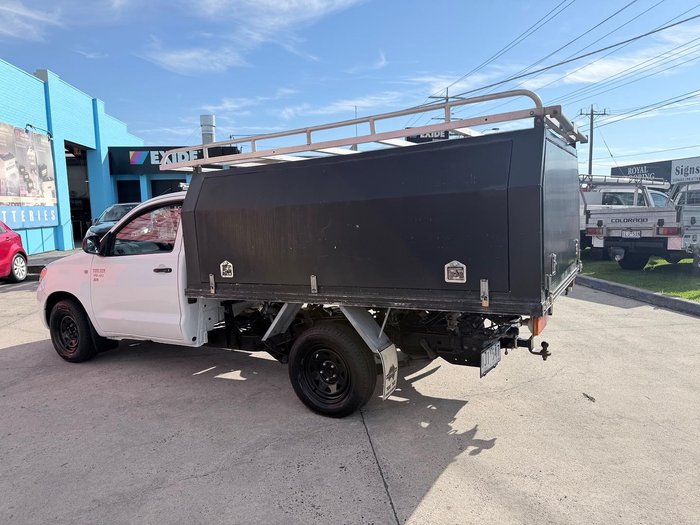 2006 Toyota Hilux SR GGN15R MY07 4x2 Glacier White