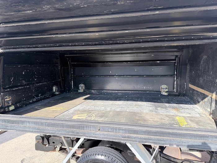 2006 Toyota Hilux SR GGN15R MY07 4x2 Glacier White