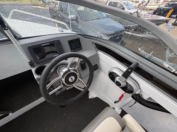 2023 QUINTREX 481 Fishabout Pro