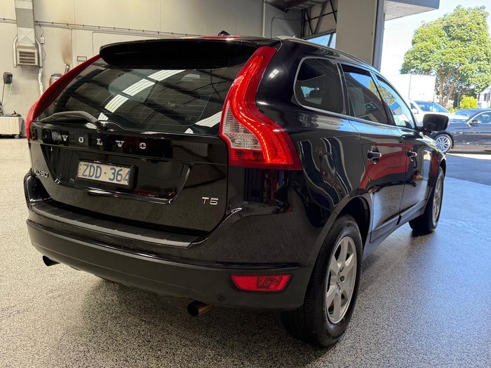 2012 Volvo XC60 T5 MY12 Black Sapphire