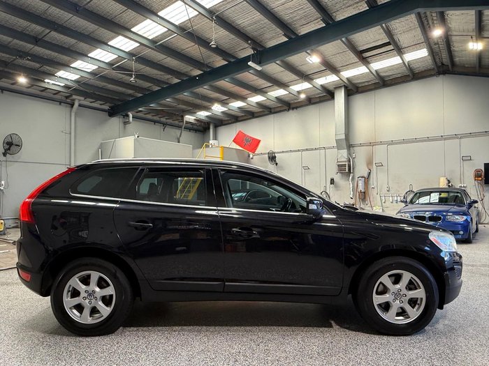 2012 Volvo XC60 T5 MY12 Black Sapphire