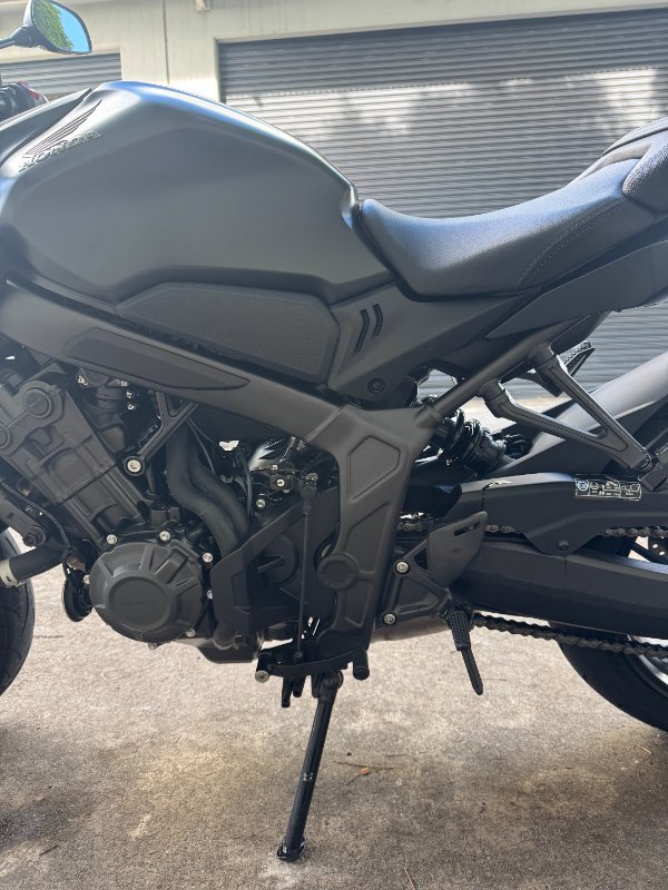 2023 Honda CB650R Black