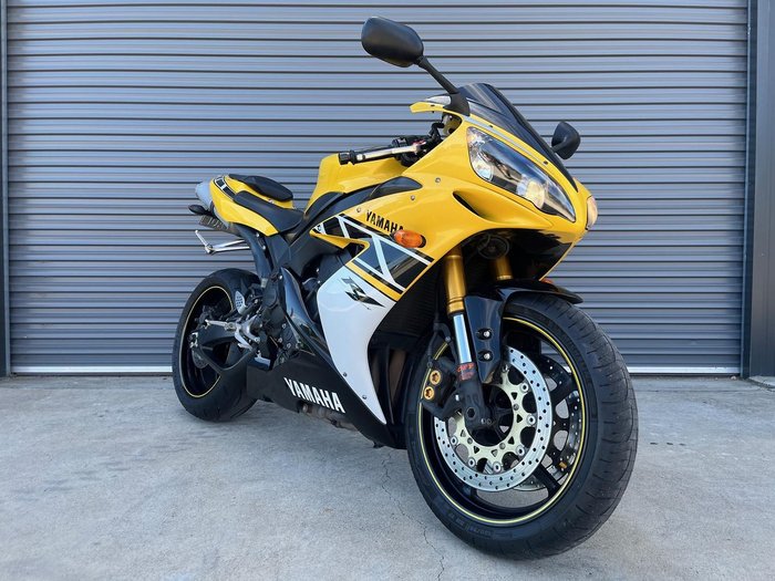 2006 Yamaha YZF-R1 R1 Yellow