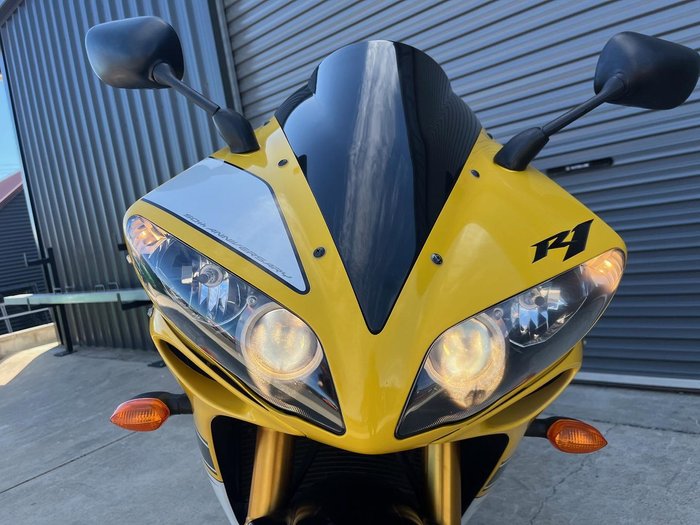 2006 Yamaha YZF-R1 R1 Yellow