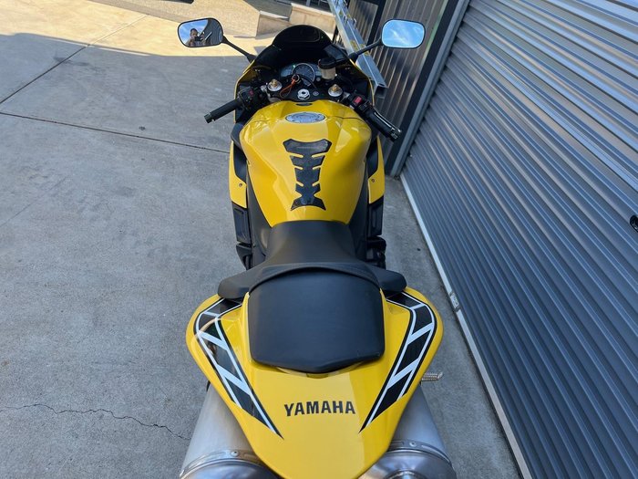 2006 Yamaha YZF-R1 R1 Yellow