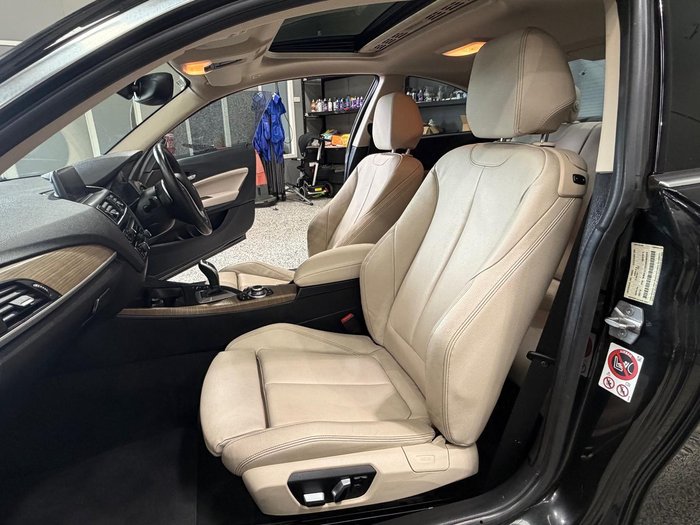 2016 BMW 2 Series 220i Luxury Line F22 Black Sapphire