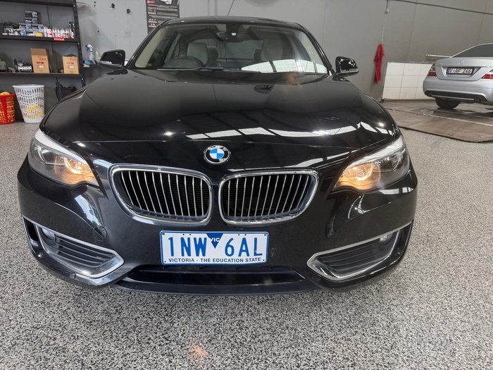 2016 BMW 2 Series 220i Luxury Line F22 Black Sapphire