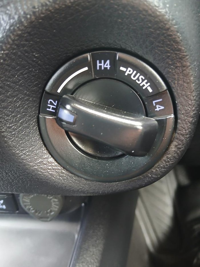 2022 Toyota Hilux SR