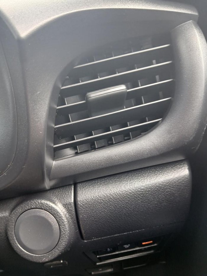 2022 Toyota Hilux SR