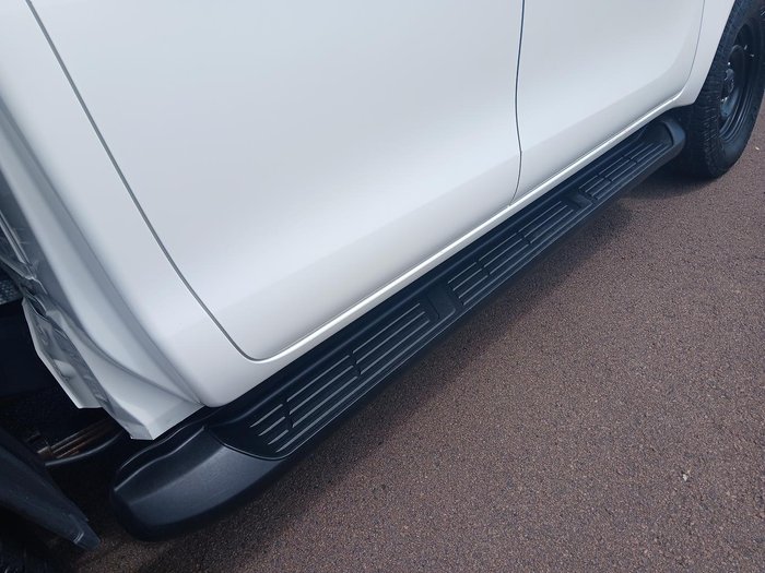 2022 Toyota Hilux SR