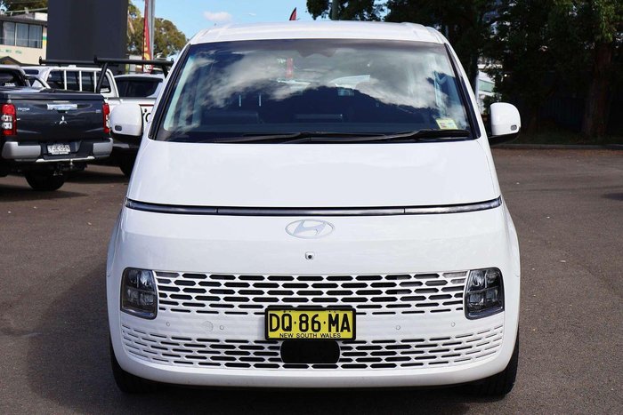 2024 Hyundai STARIA