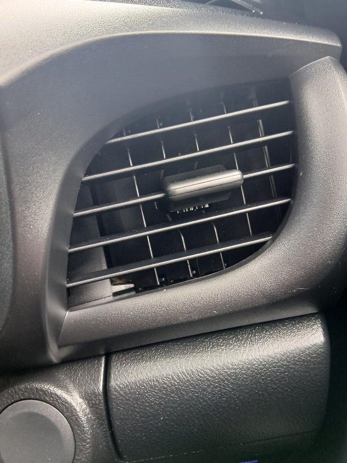 2022 Toyota Hilux SR