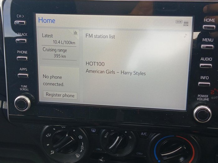 2022 Toyota Hilux SR