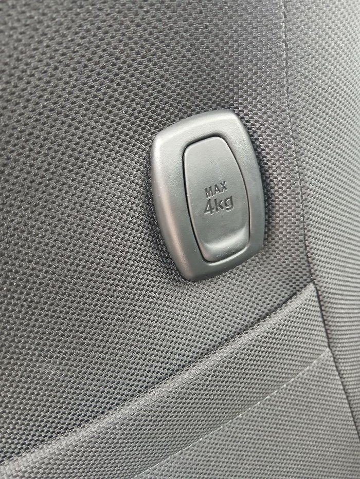 2022 Toyota Hilux SR