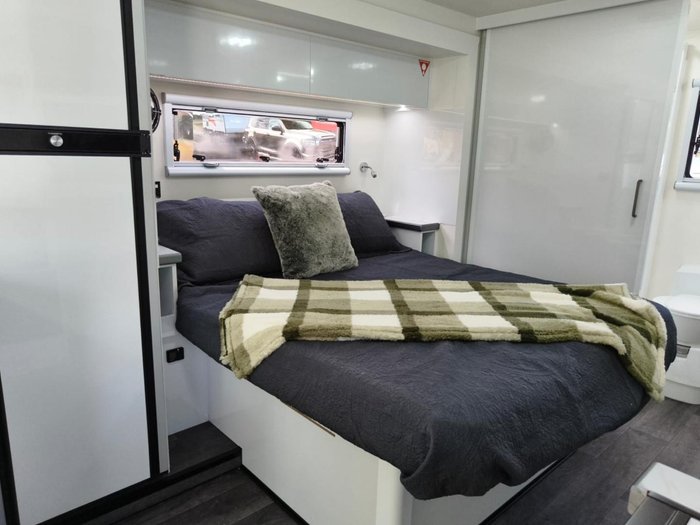 2026 Paradise MotorHomes Inspiration Club Deluxe