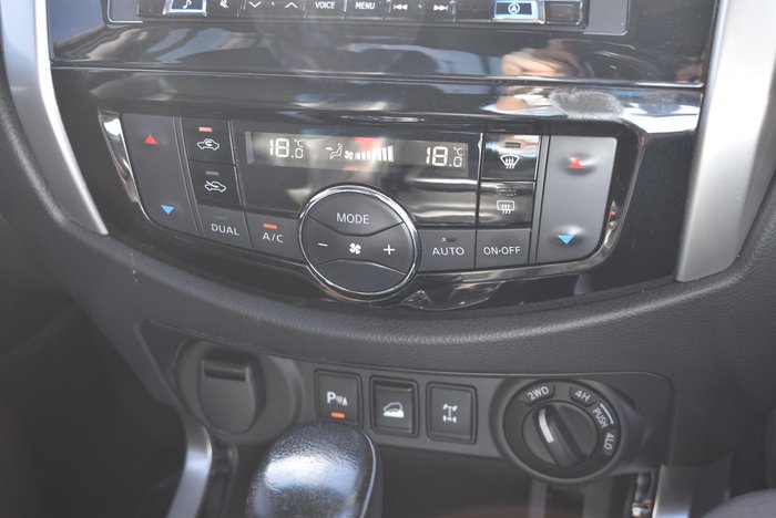 2015 Nissan Navara ST-X