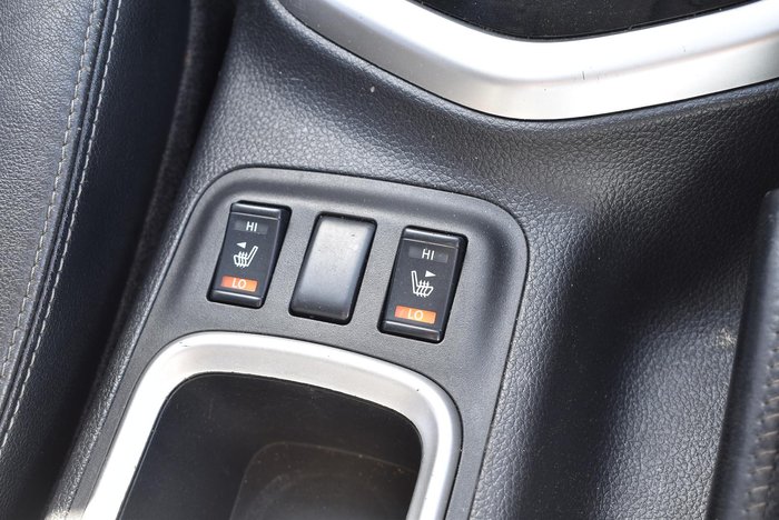 2015 Nissan Navara ST-X
