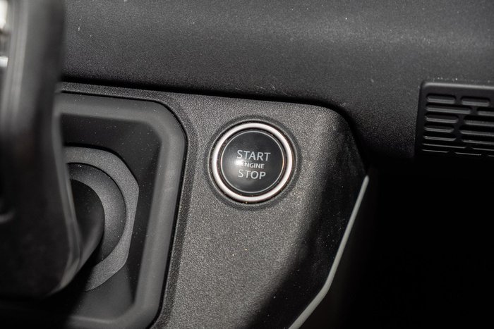 2022 Land Rover Defender 110 D300 SE