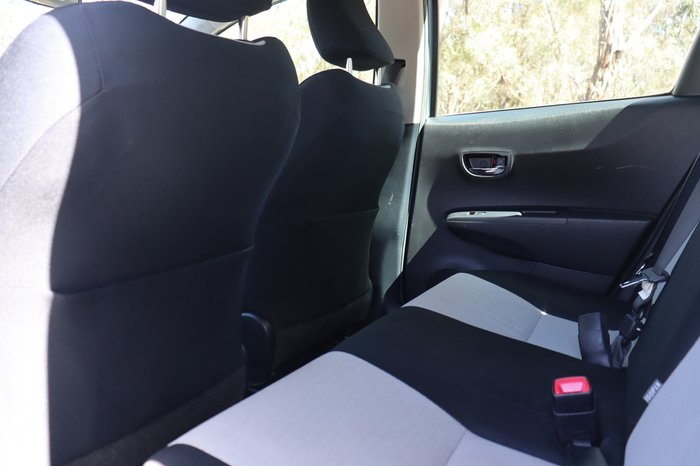 2012 Toyota Yaris YRX