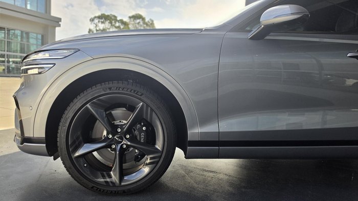 2025 Genesis GV70 2.5T SIGNATURE SPORT