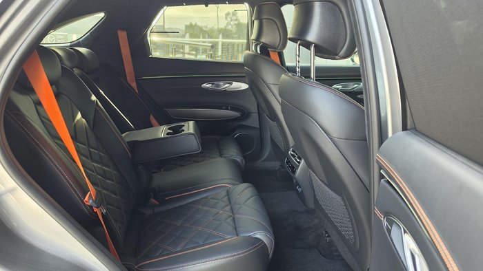 2025 Genesis GV70 2.5T SIGNATURE SPORT