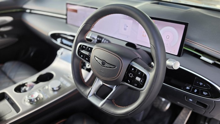 2025 Genesis GV70 2.5T SIGNATURE SPORT