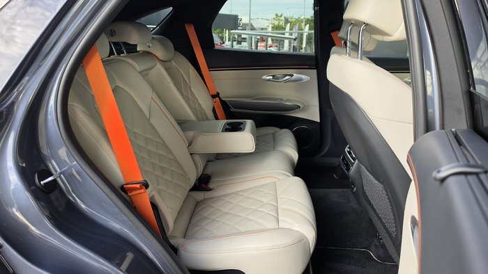 2025 Genesis GV70 2.5T SIGNATURE SPORT