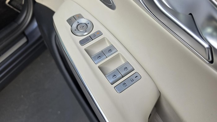 2025 Genesis GV70 2.5T SIGNATURE SPORT