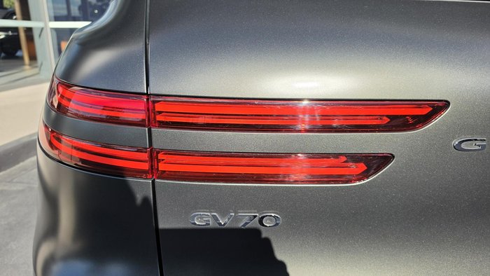 2024 Genesis GV70 3.5T SIGNATURE SPORT