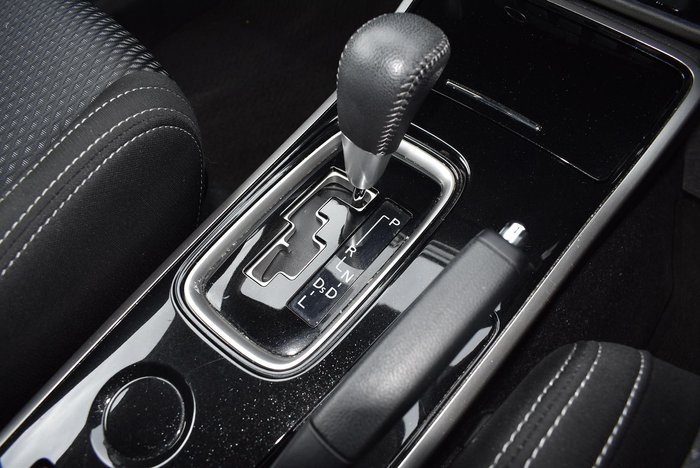 2018 Mitsubishi Outlander ES ADAS