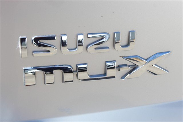 2018 Isuzu MU-X LS-T