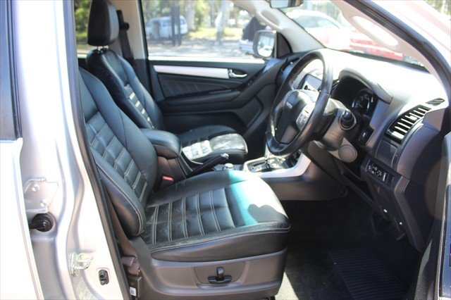 2018 Isuzu MU-X LS-T