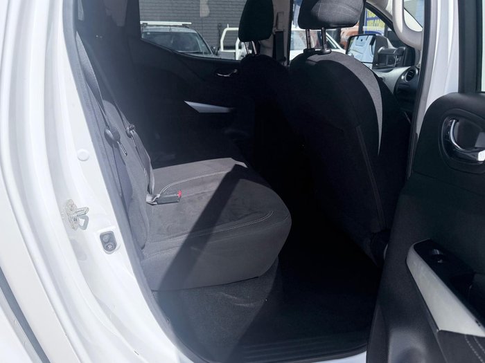 2016 Nissan Navara ST D23 Series 2 4X4 Dual Range Polar White