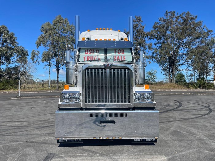2019 Western Star 4800Fxb 560Hp Auto Genuine 720 000Km With Lots Of Extras And Like New FLASH AS GREASE LIGHTING