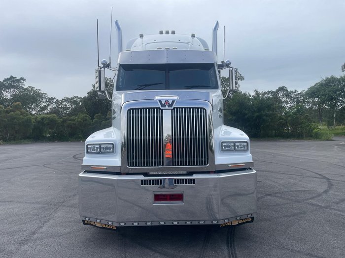 2021 Western Star 5800 Series
