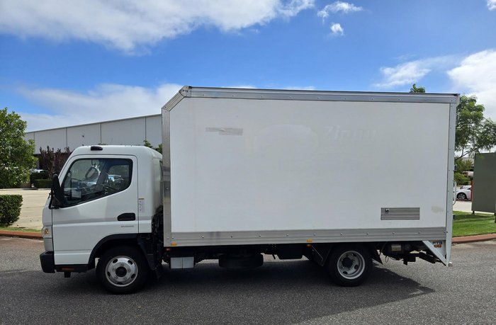 2021 Fuso Canter 515 WHITE