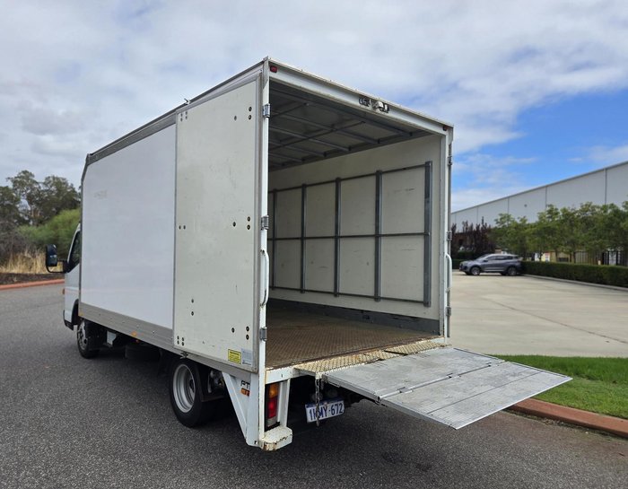 2021 Fuso Canter 515 WHITE