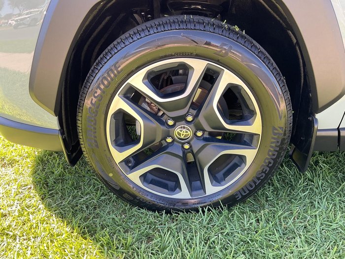 2020 Toyota RAV4 Edge