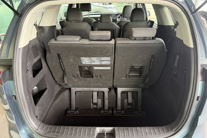 2022 Kia Carnival S