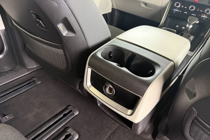 2022 Kia Carnival S