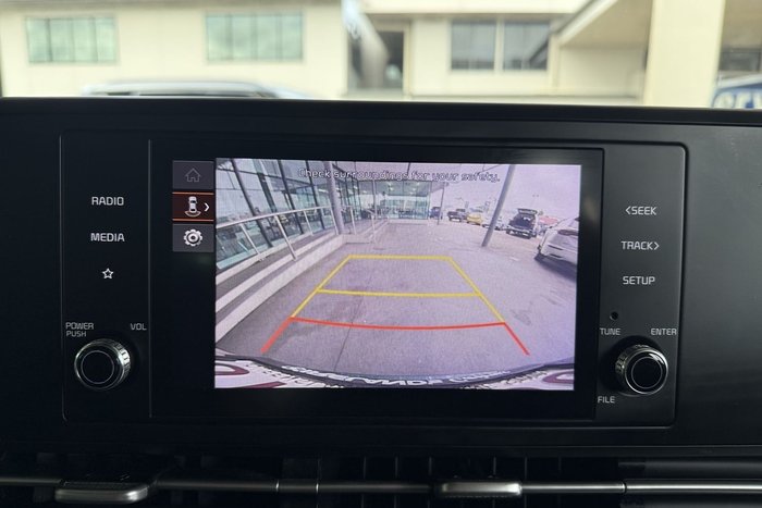 2022 Kia Carnival S