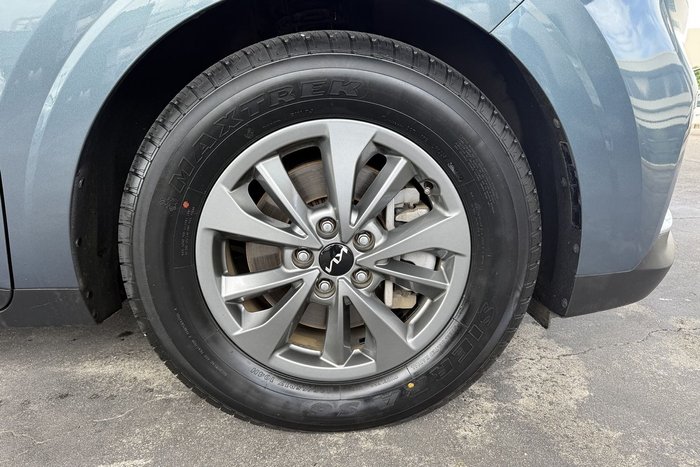 2022 Kia Carnival S