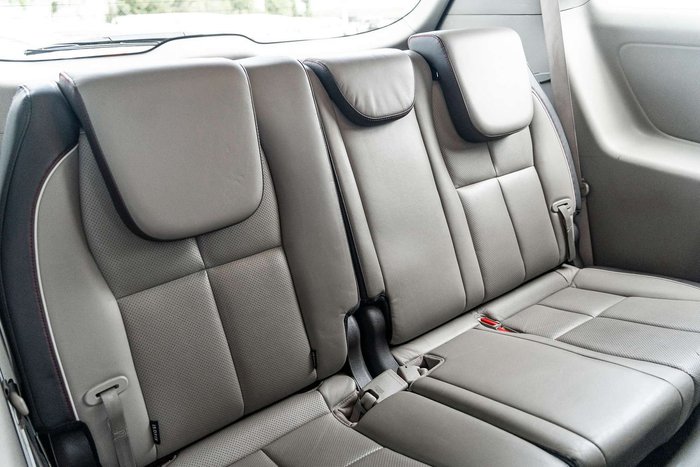 2016 Kia Carnival SLi