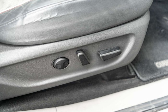 2016 Kia Carnival SLi