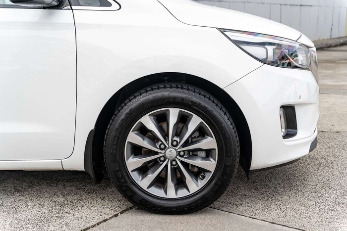 2016 Kia Carnival SLi