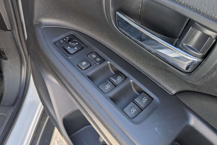 2018 Mitsubishi Outlander ES ADAS